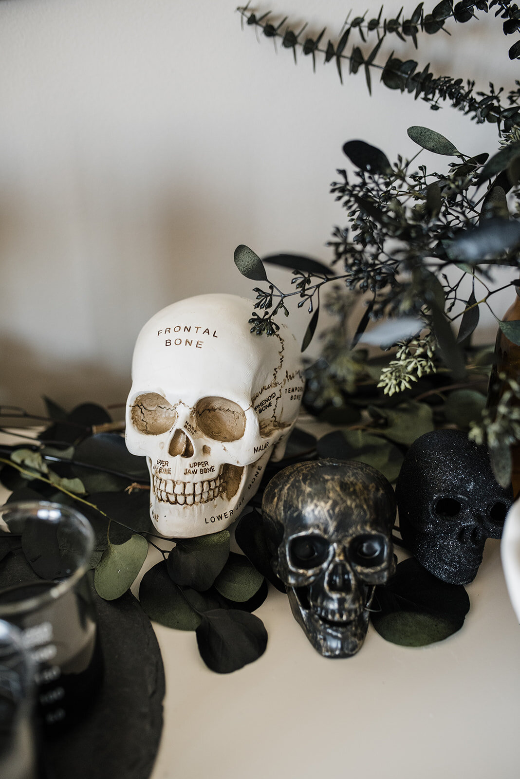 skull decorations halloween decor inspo