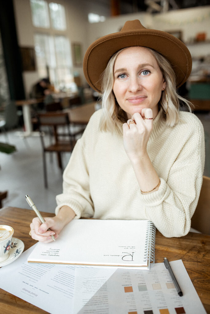 girl drawing in sketchbook atlanta branding session