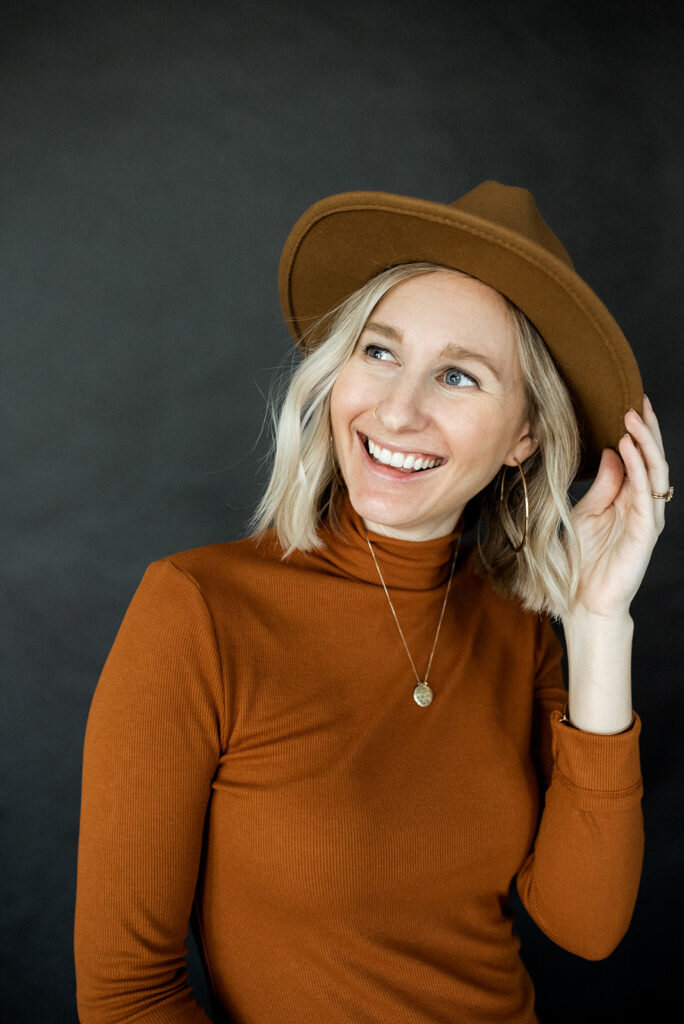 headshot orange hat